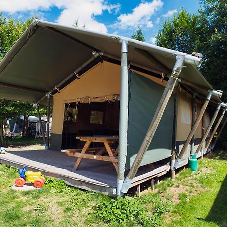 Camping 2000 Januv Dul 외부 사진