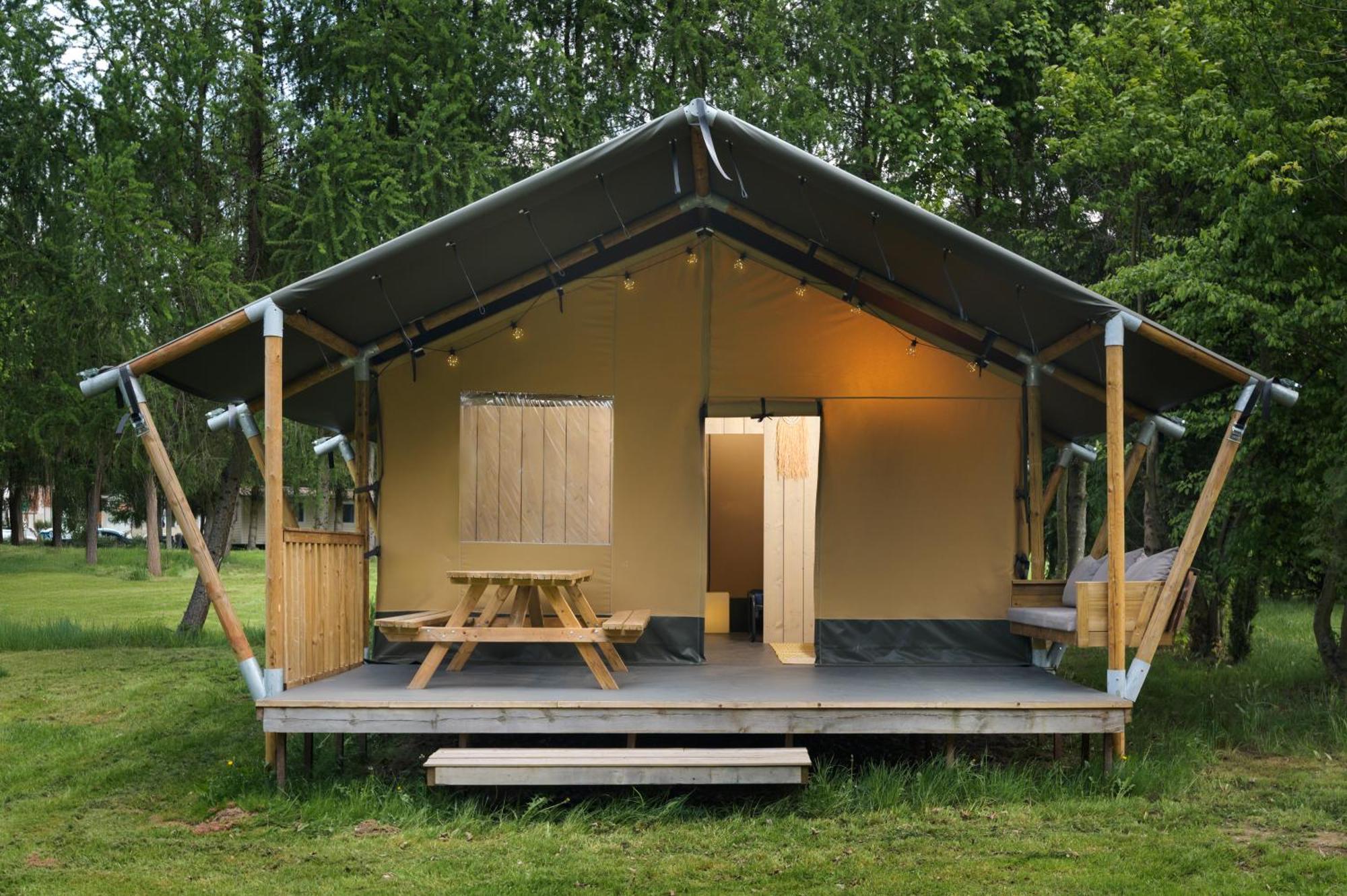 Camping 2000 Januv Dul 외부 사진