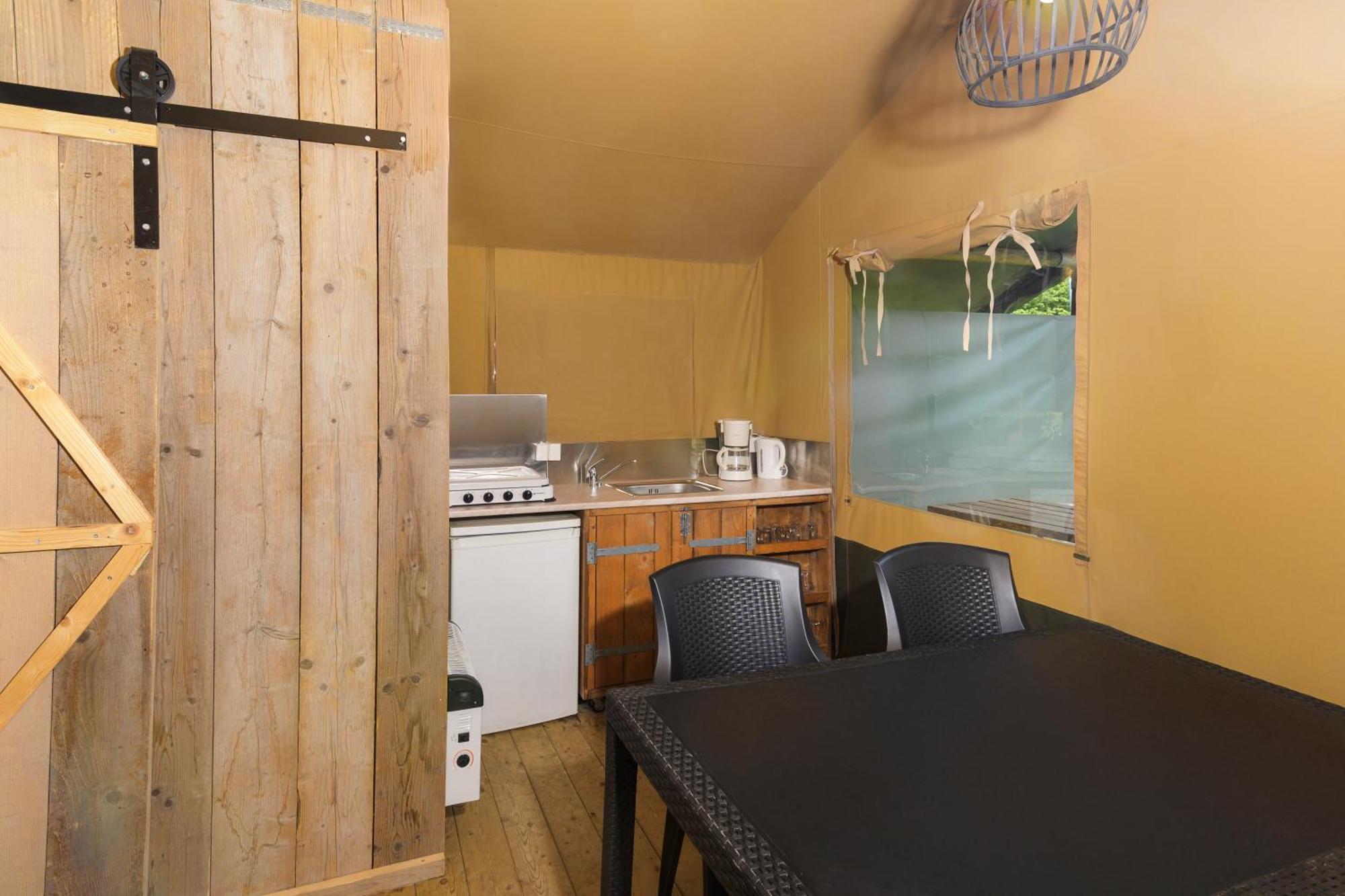 Camping 2000 Januv Dul 외부 사진