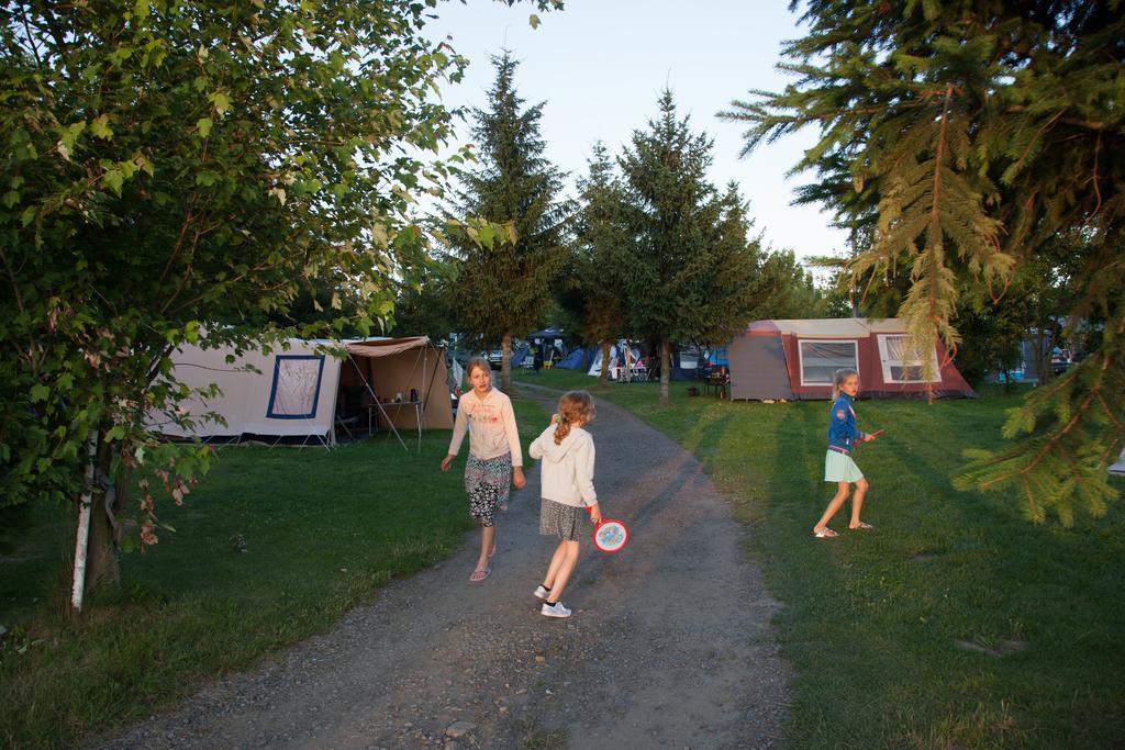 Camping 2000 Januv Dul 외부 사진